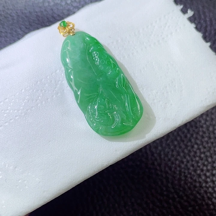 翡翠颈饰18K金镶嵌翡翠