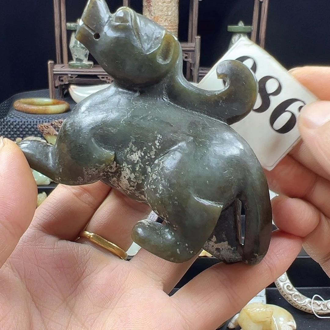 和田玉未镶嵌挂件