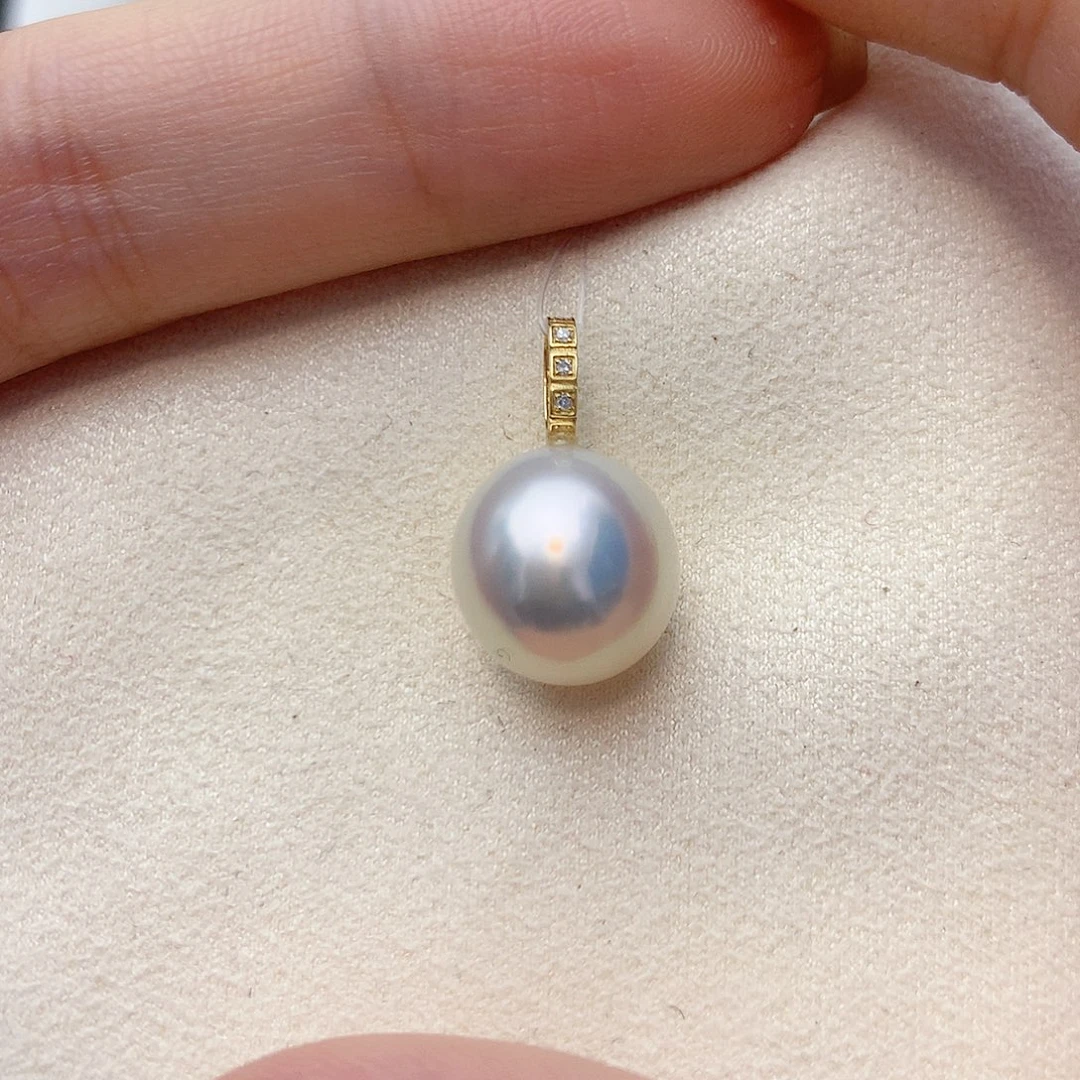 海水珍珠18K金镶嵌颈饰W67