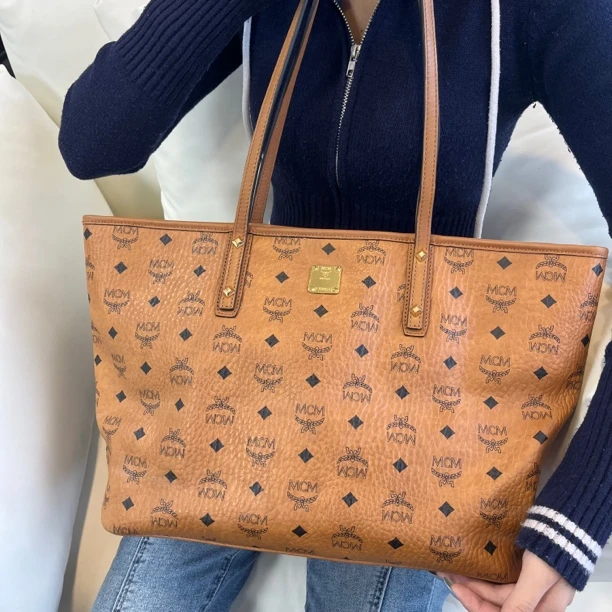 95新 MCM XM/干邑色满印老花托特购物袋手提单肩包/SD10113232