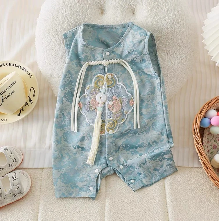 小月龄宝宝夏装薄款中国风午休绣花新中式名族风婴儿外出连体衣潮