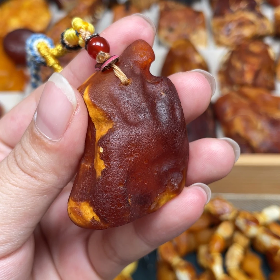 蜜蜡珠宝奇石未镶嵌