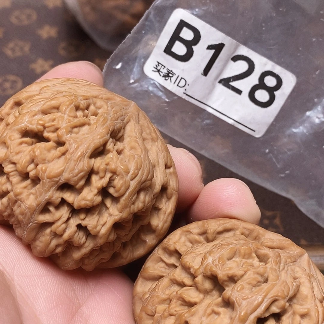 把件文玩核桃粗筋50。