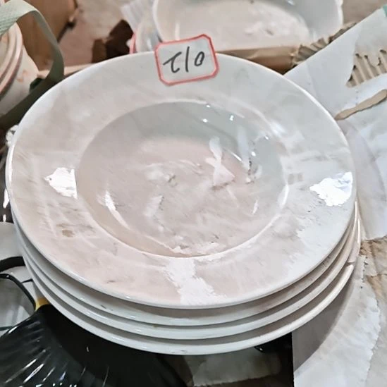 摆件陶瓷盘子碗啥都有