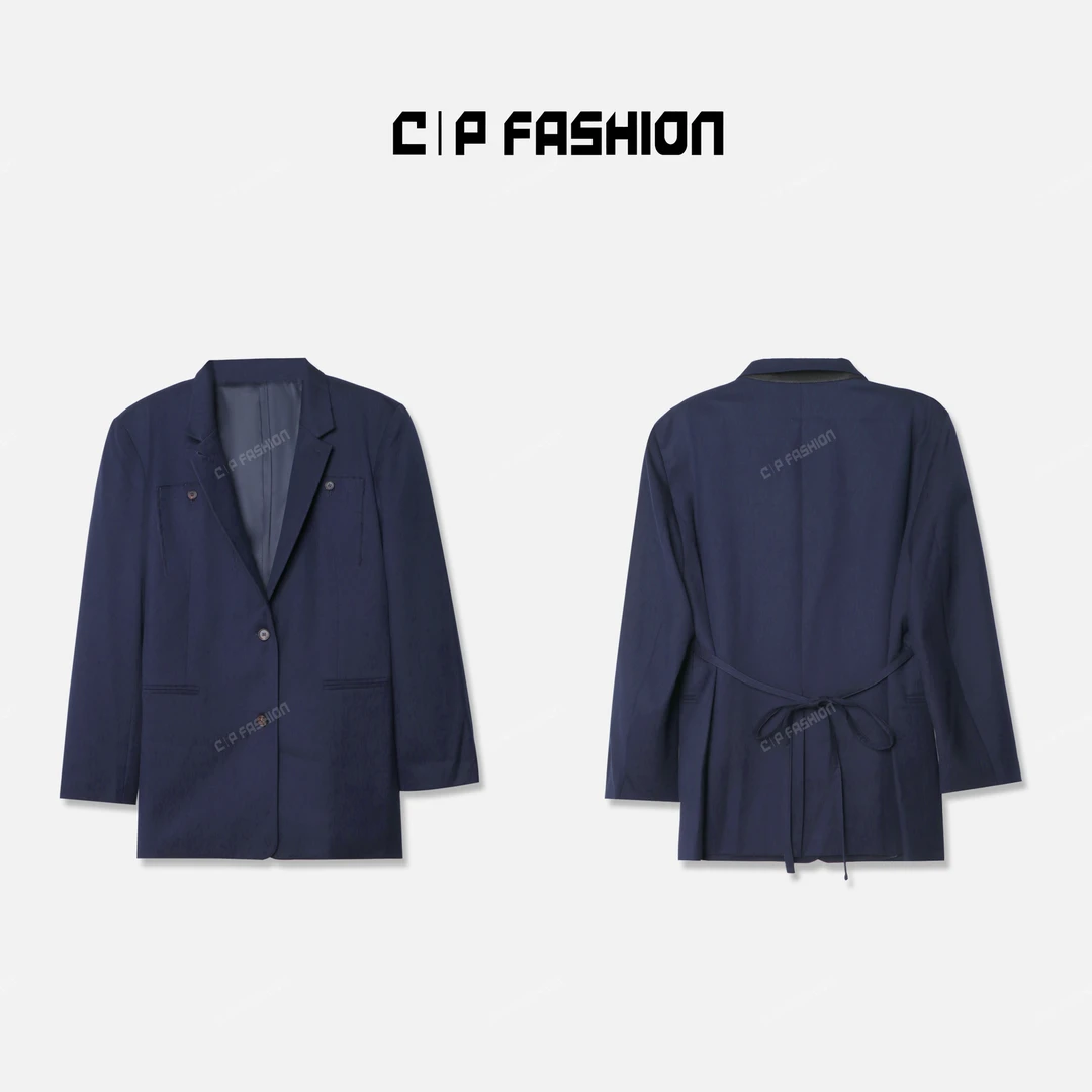 Chlisdinacoco“椿佽於嚄”设计感西装外套J70203WT243