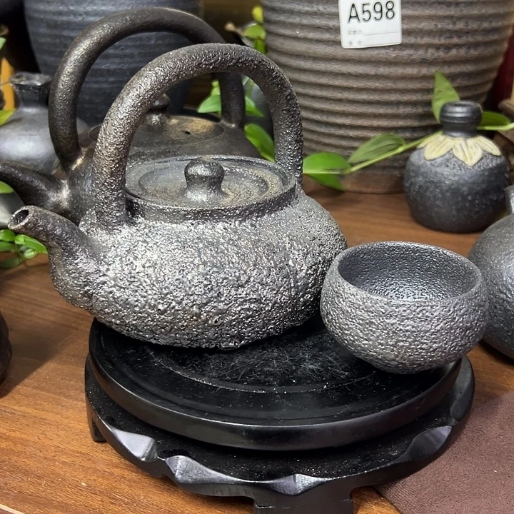 佛***居白膳泥和独连碳荥经黑砂提梁壶一把