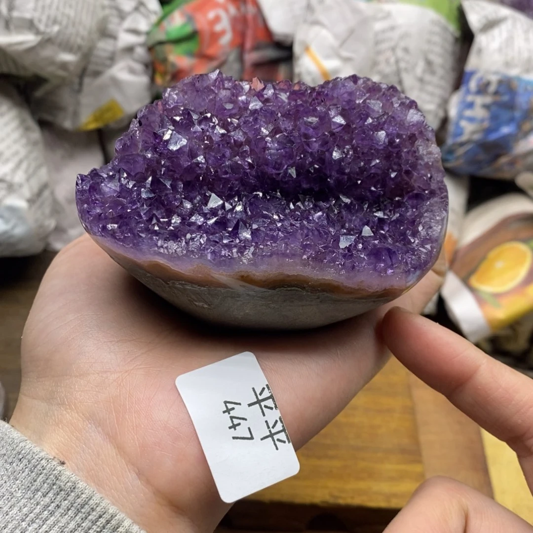 紫晶乌拉圭未镶嵌