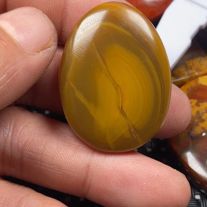 玛瑙/玉髓颈饰未镶嵌王*