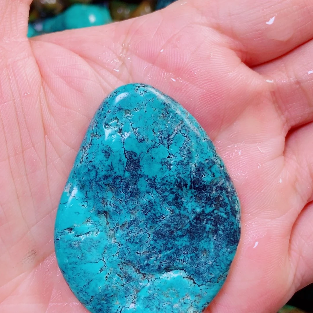 绿松石未镶嵌挂件