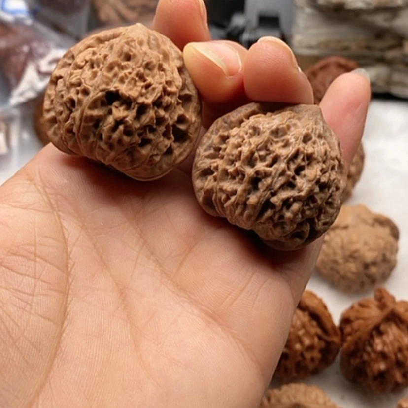 【闪购商品】吊坠文玩核桃野生果