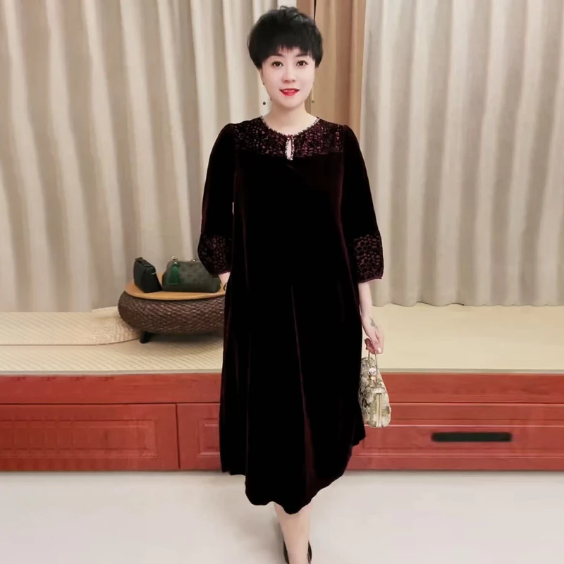 H秋季新款阔太太妈妈装植绒烧花大码裙子洋气宽松大码遮肉连衣裙