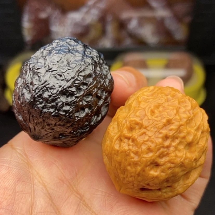 【闪购商品】文玩核桃吊坠40尺阴阳对蛇皮元宝