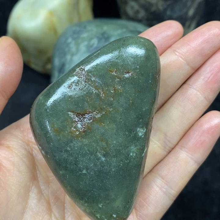 未镶嵌和田玉（糖玉）挂件
