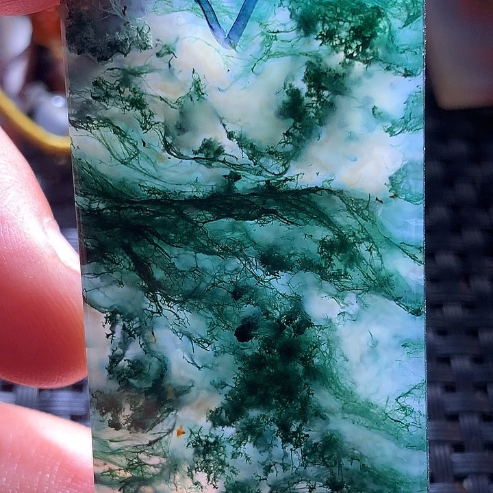 玛瑙/玉髓颈饰未镶嵌羽*