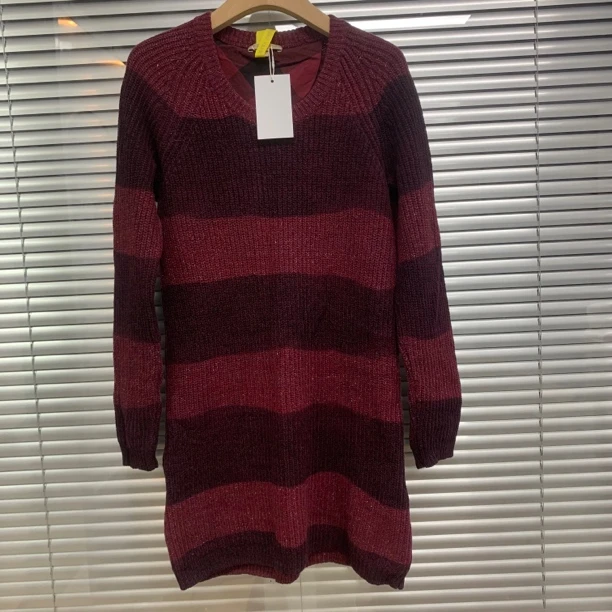 99新 BURBERRY/博柏利 酒红色条纹针织连衣裙/XS码/F00322