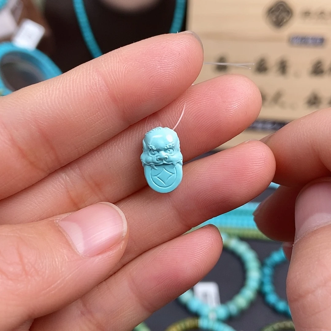 绿松石配饰未镶嵌