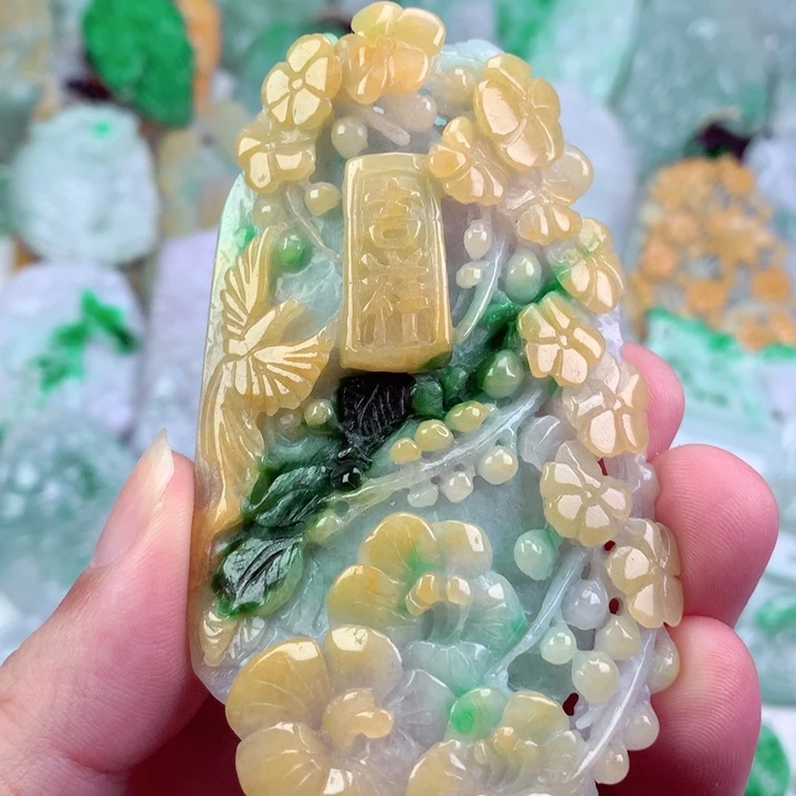 吊坠(不含链)未镶嵌翡翠