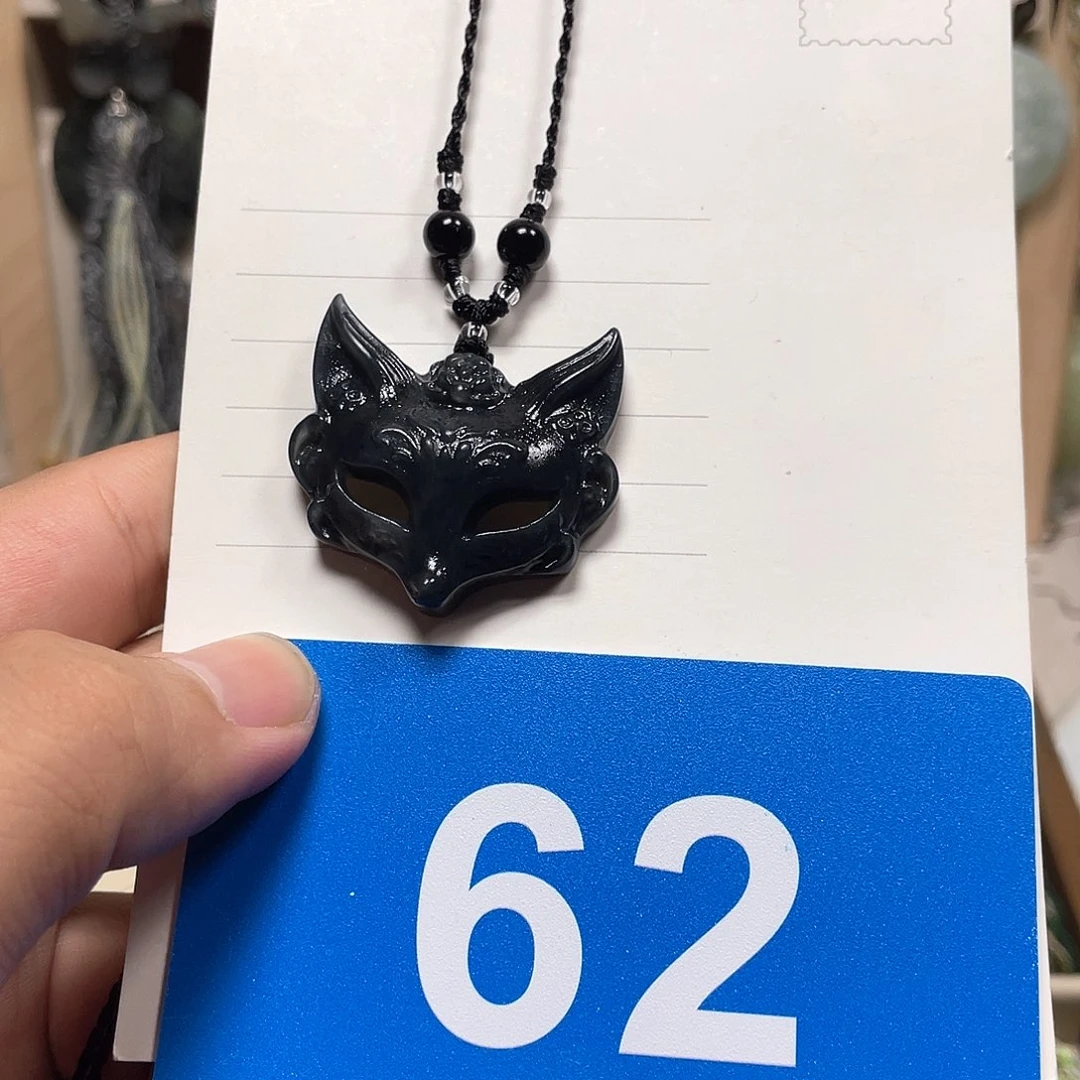 合金蛇纹石玉颈饰