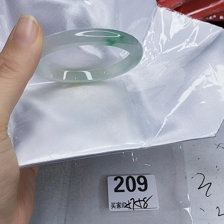 翡翠未镶嵌手镯一图一物实物为准