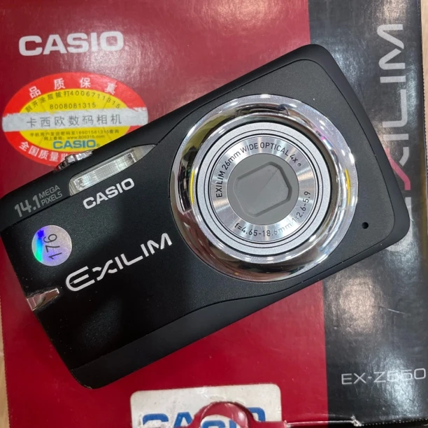 9新 Casio/卡西欧 z550 带原盒 二手相机no退换
