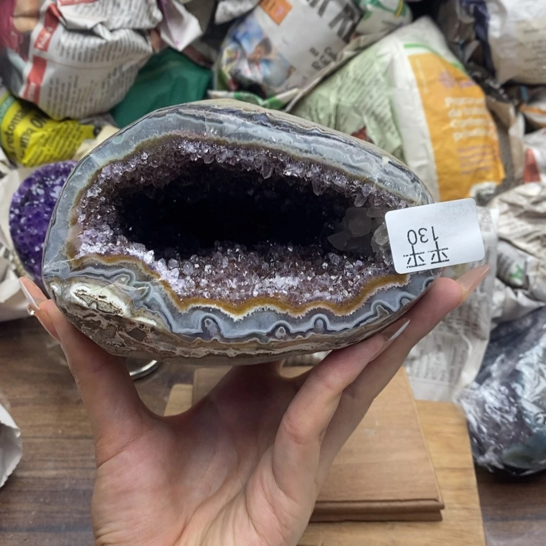乌拉圭未镶嵌紫晶