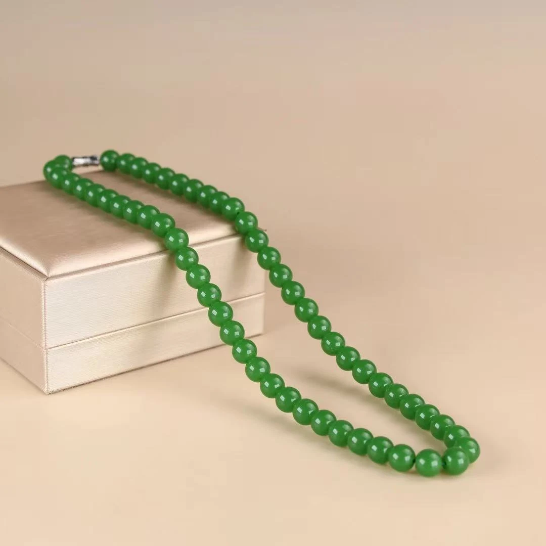 精品菠菜绿项链【无礼盒】0097
