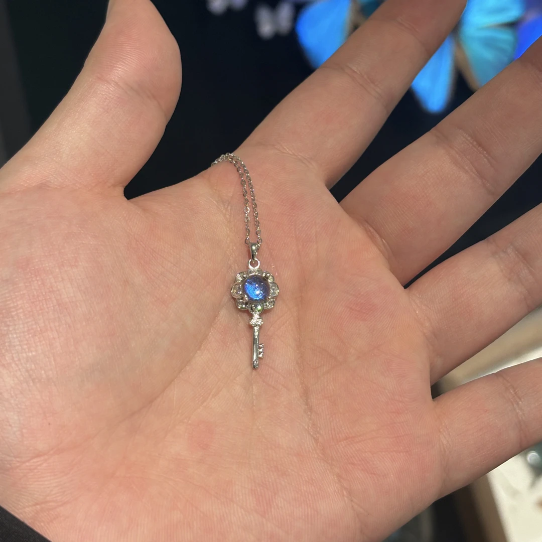 坠链均925银玻璃 花园钥匙925大蓝闪蝶项链