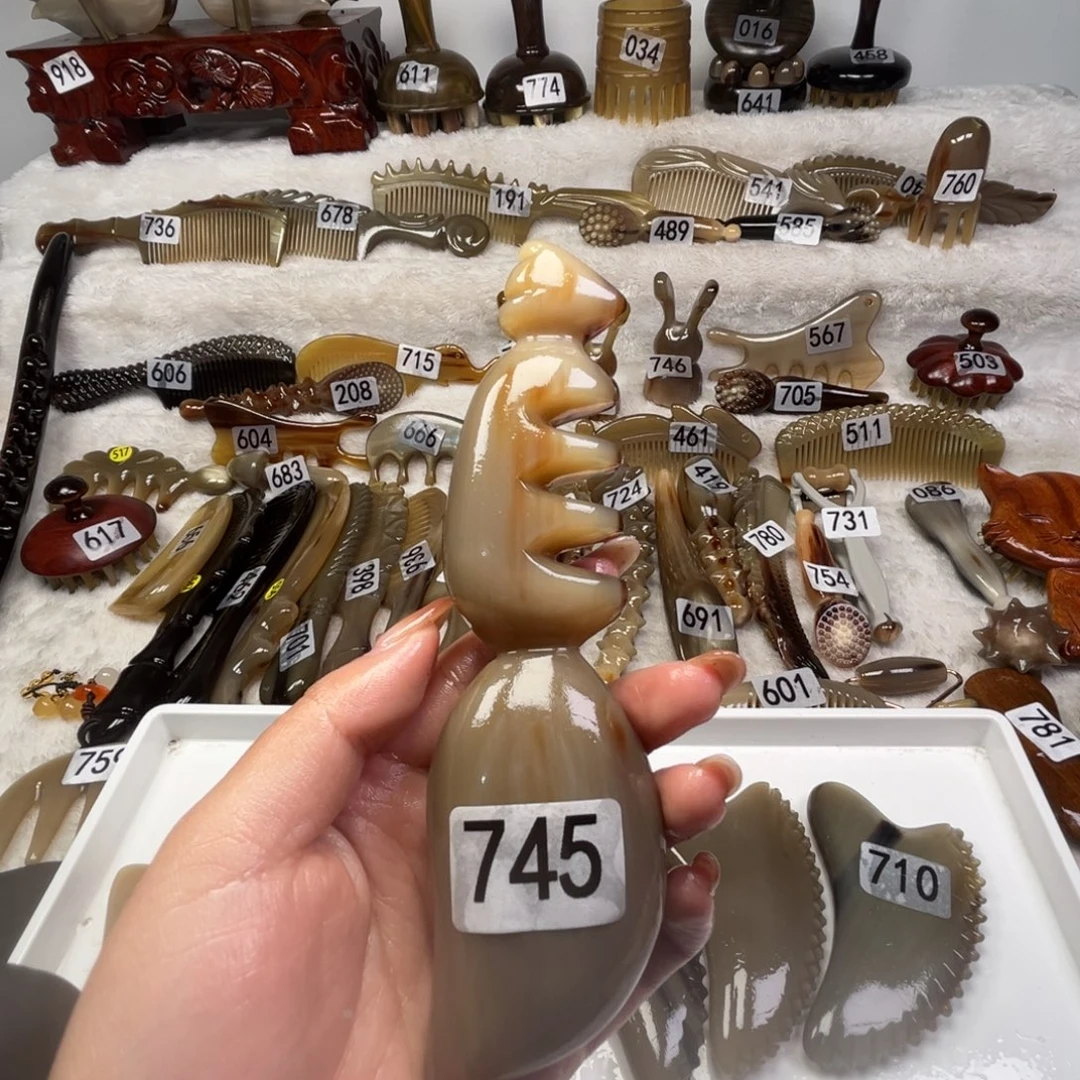 K***2牛角牛角牛角牛角梳