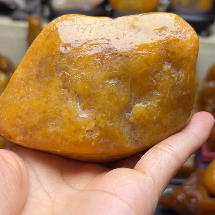 跑***须印石寿山石题材：工艺品