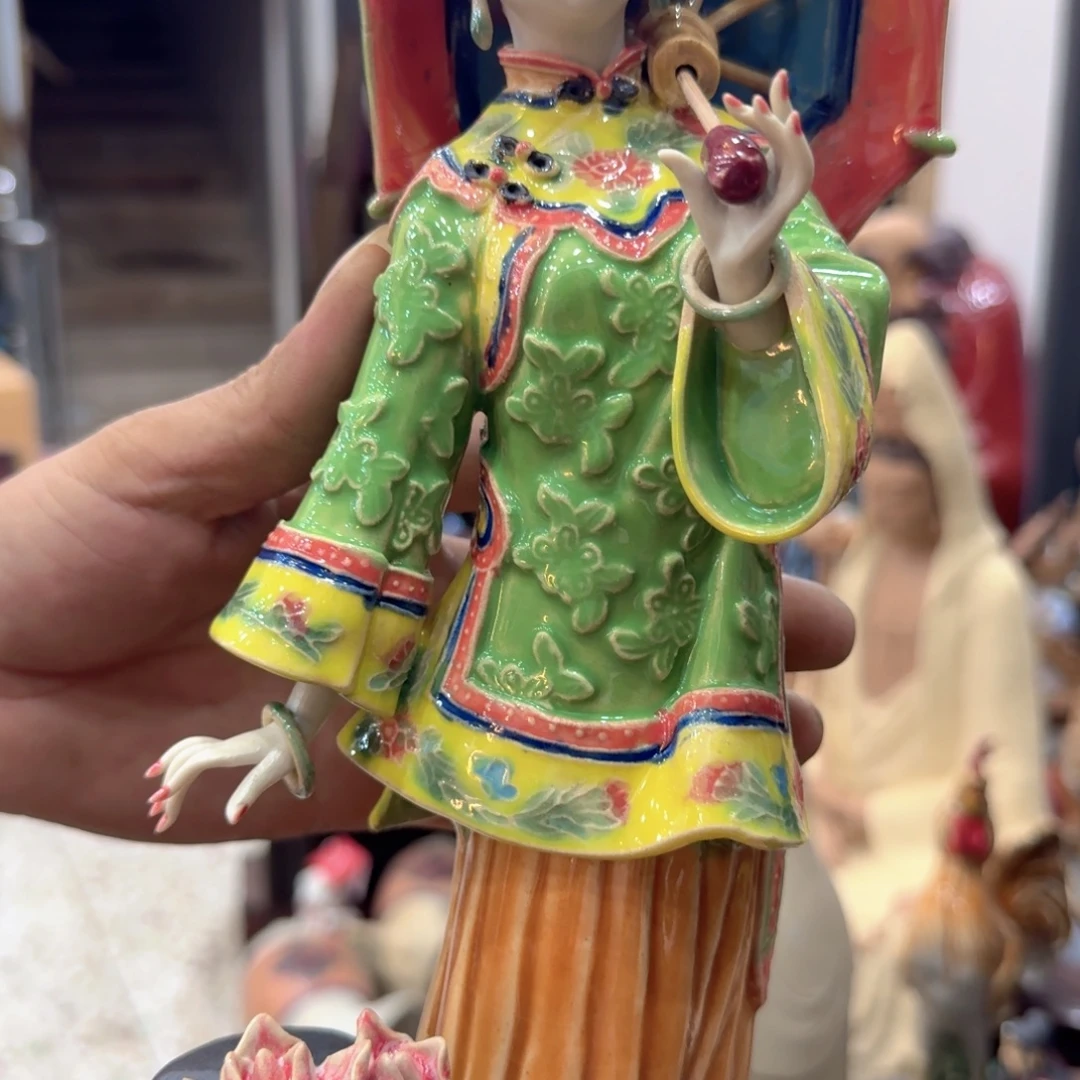 涛***间在我这点的都要来接她下班啊