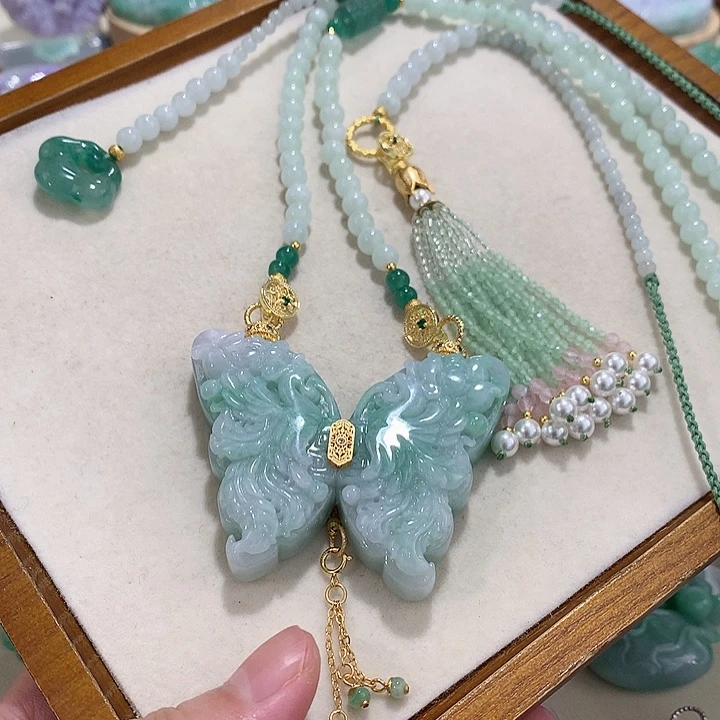 翡翠未镶嵌颈饰翡翠吊坠