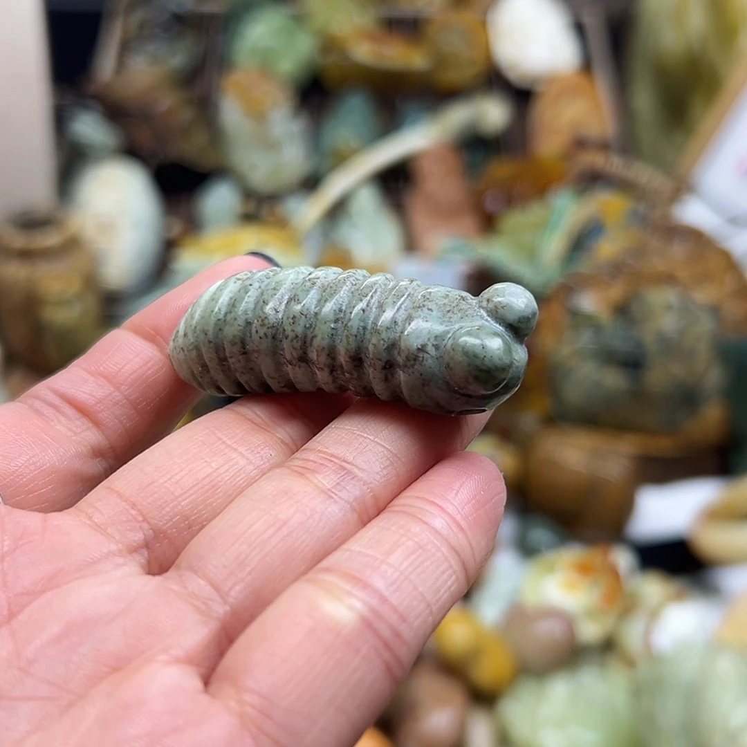 颈饰未镶嵌岫岩河磨玉（透闪石质玉）河磨玉糖宝