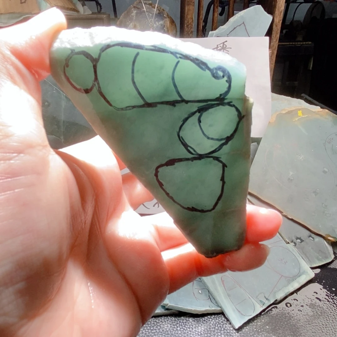 翡翠挂件未镶嵌翡翠原料01