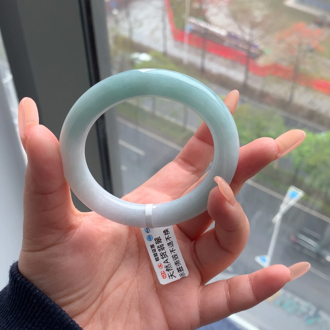 翡翠手镯未镶嵌17 55蓝底胖圆