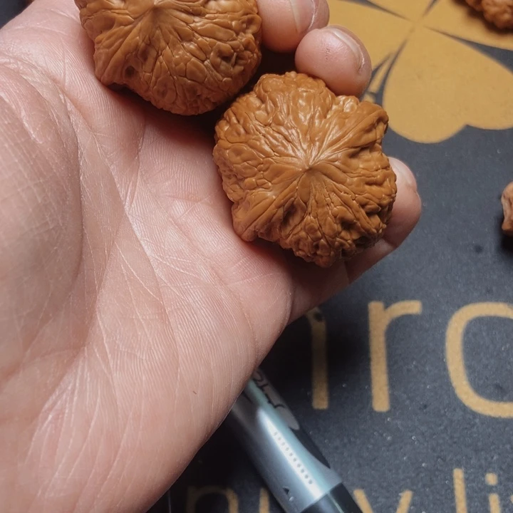 文玩核桃吊坠文玩18