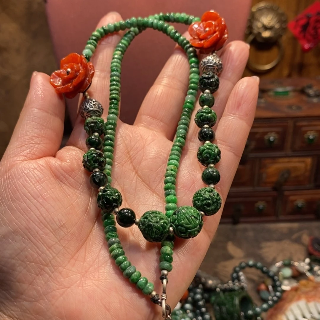 翡翠吊坠(赠链)未镶嵌