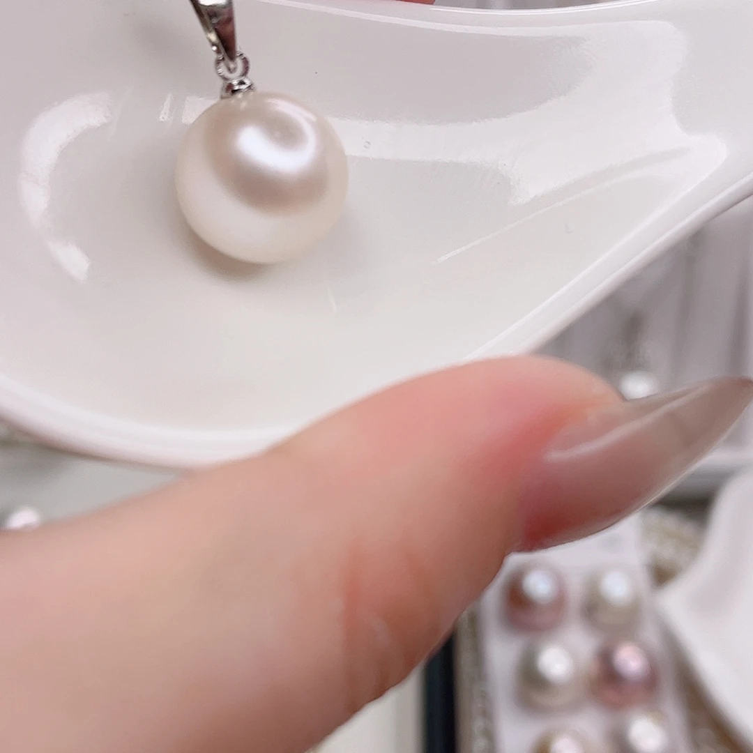 颈饰未镶嵌淡水珍珠