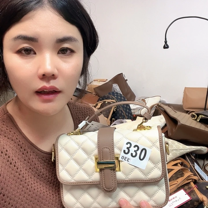 PVC包包包包包包吧