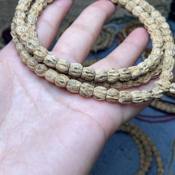 【闪购商品】吊坠柏香籽/百香籽