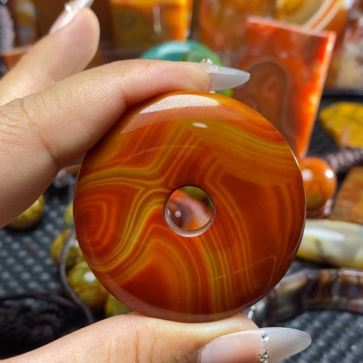 卡***诺玛瑙/玉髓未镶嵌颈饰