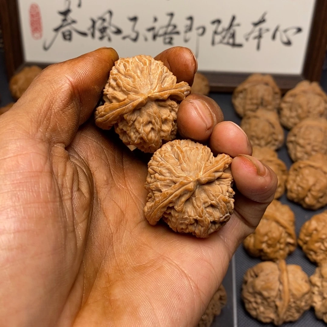 歲***聲把件文玩核桃三角白
