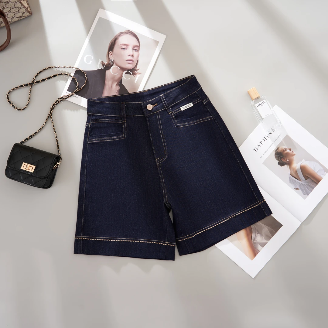 A薄款弹力夏季显瘦大码A字版型高腰直筒短裤女