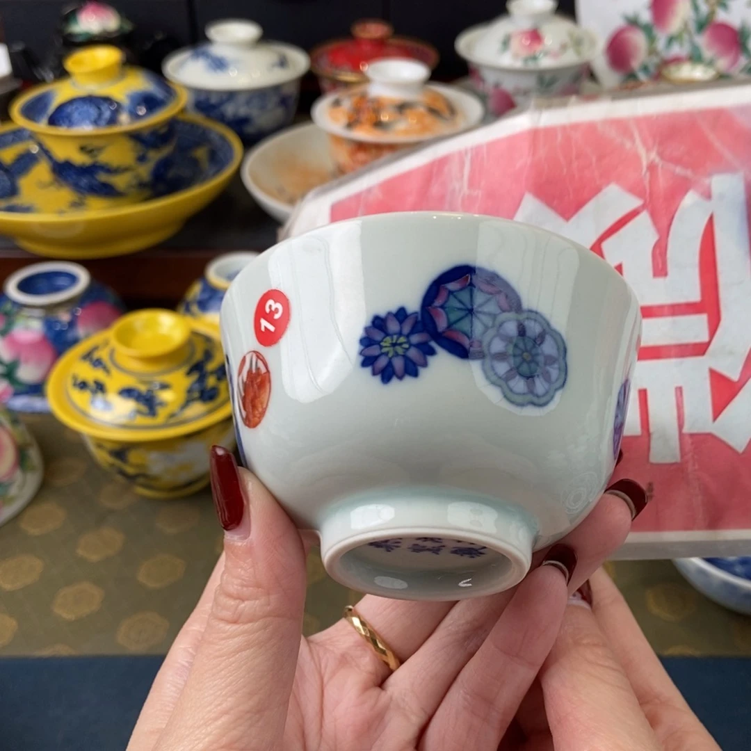 陶瓷艺术家的作品是一种