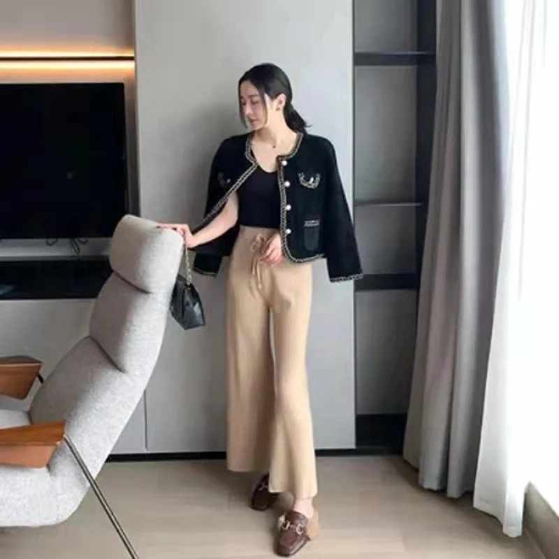 奥莱撤柜出游服装女慵懒风新款名媛风轻奢外套长袖宽松不掉毛亮丝