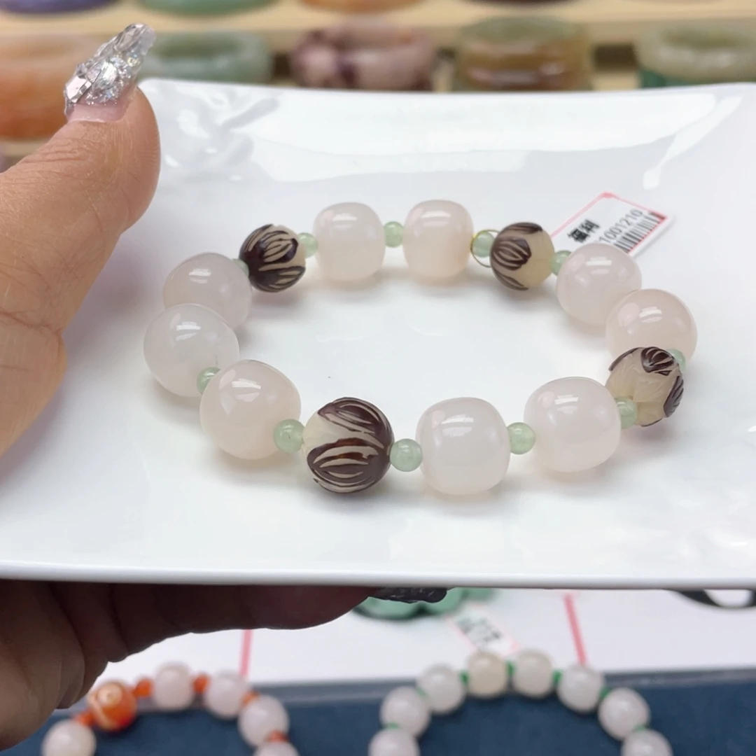 石英质玉未镶嵌手镯