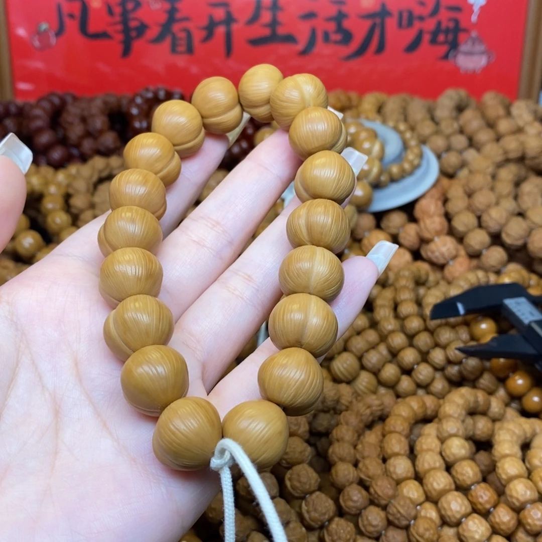 用***6猴头全品打底拉丝屁桃手持