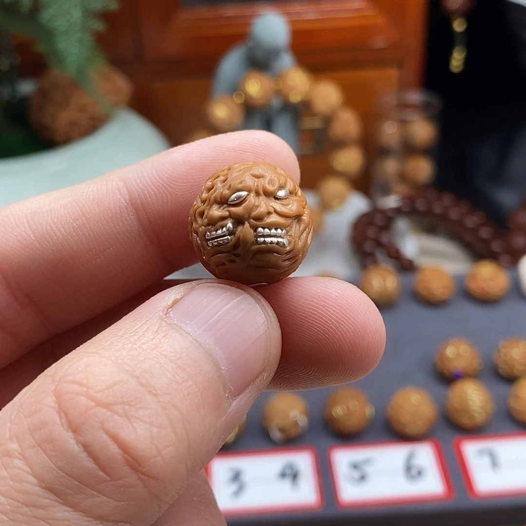 吊坠猴头核桃章鱼恶僧  顺丰到付