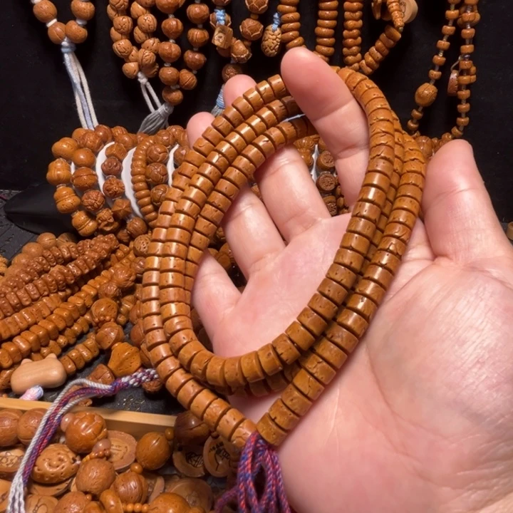 桃核手串轻微瑕药片脖挂