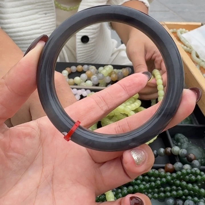 和田玉未镶嵌颈饰圈口56