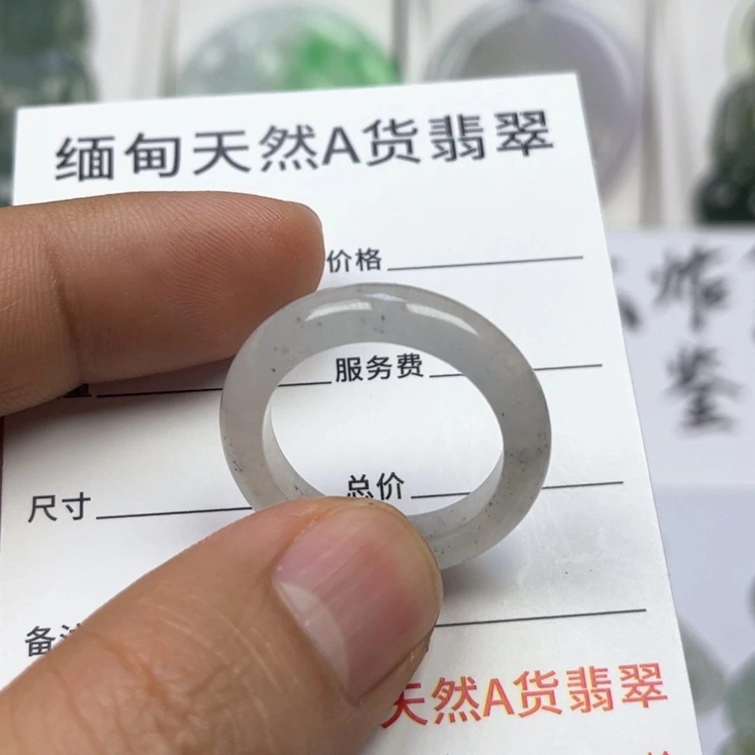 翡翠颈饰未镶嵌缅甸翡翠